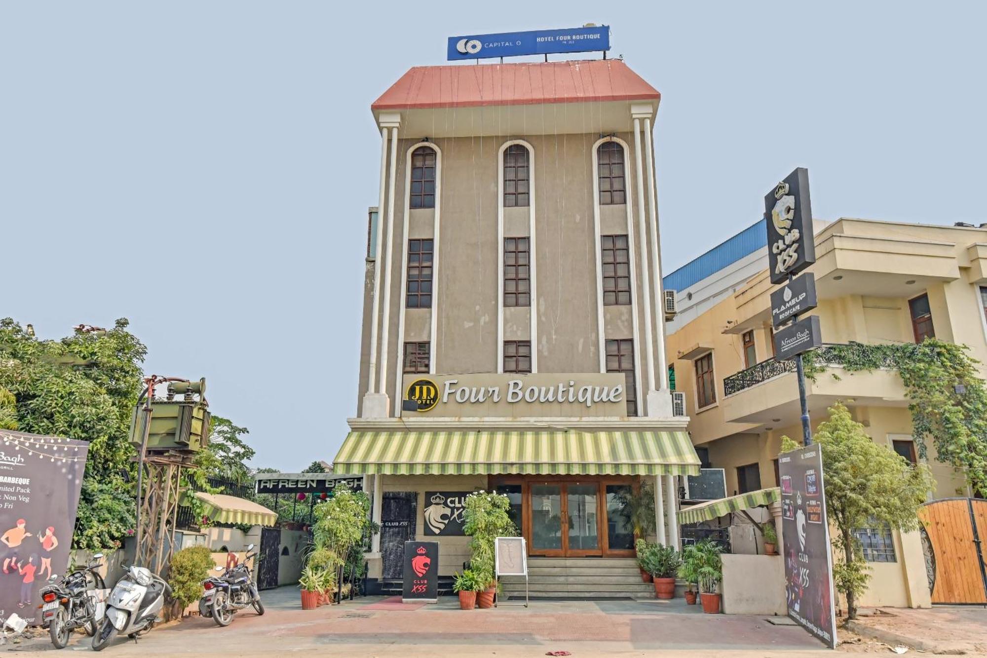 Collection O Hotel Four Boutique Kukas Екстериор снимка